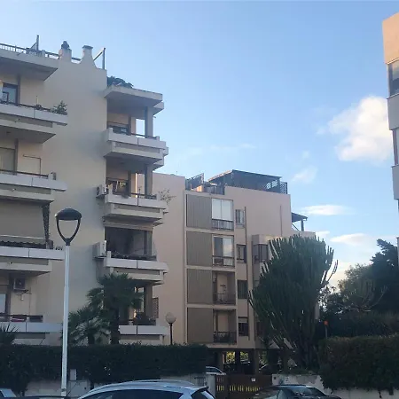 Appartement Elena's *